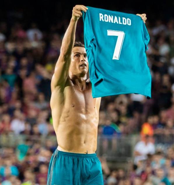 表现得更为 表现得更为