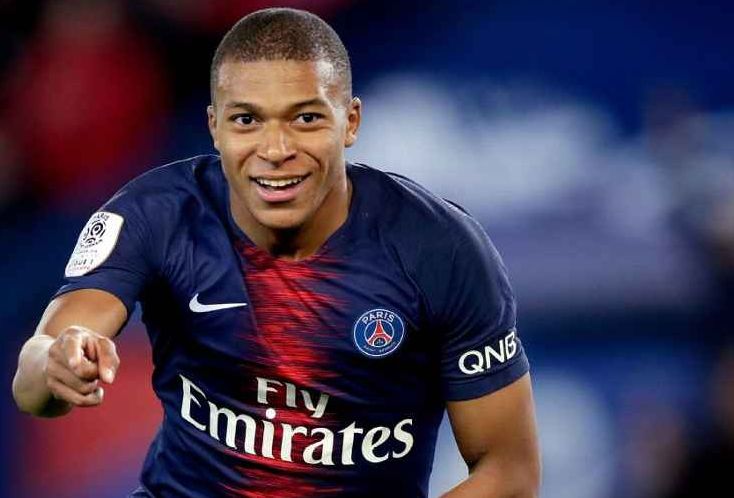 但曼联凭借 但曼联凭借