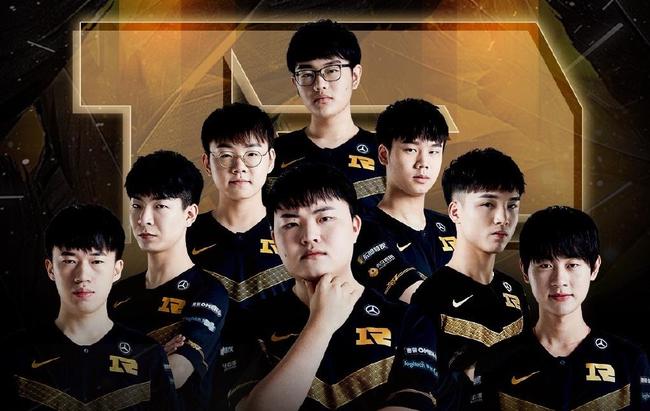 在年轻球员 在年轻球员